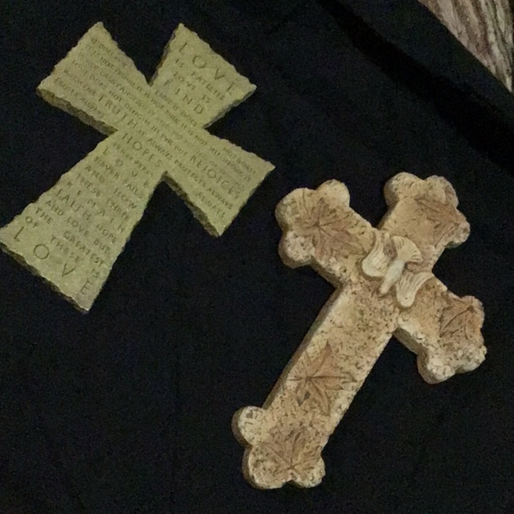 SET OF 2 CROSSES